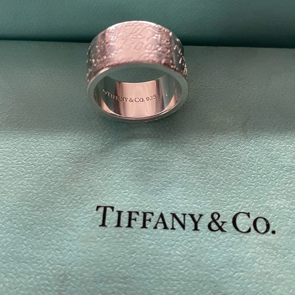 Tiffany & Co. Wide Note Ring - Picture 7 of 7
